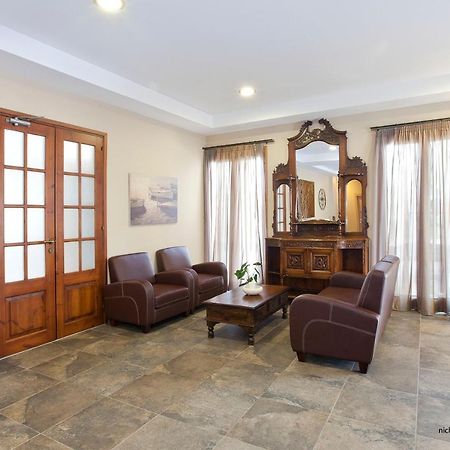 Achillion Hotel Rhodes City ภายนอก รูปภาพ