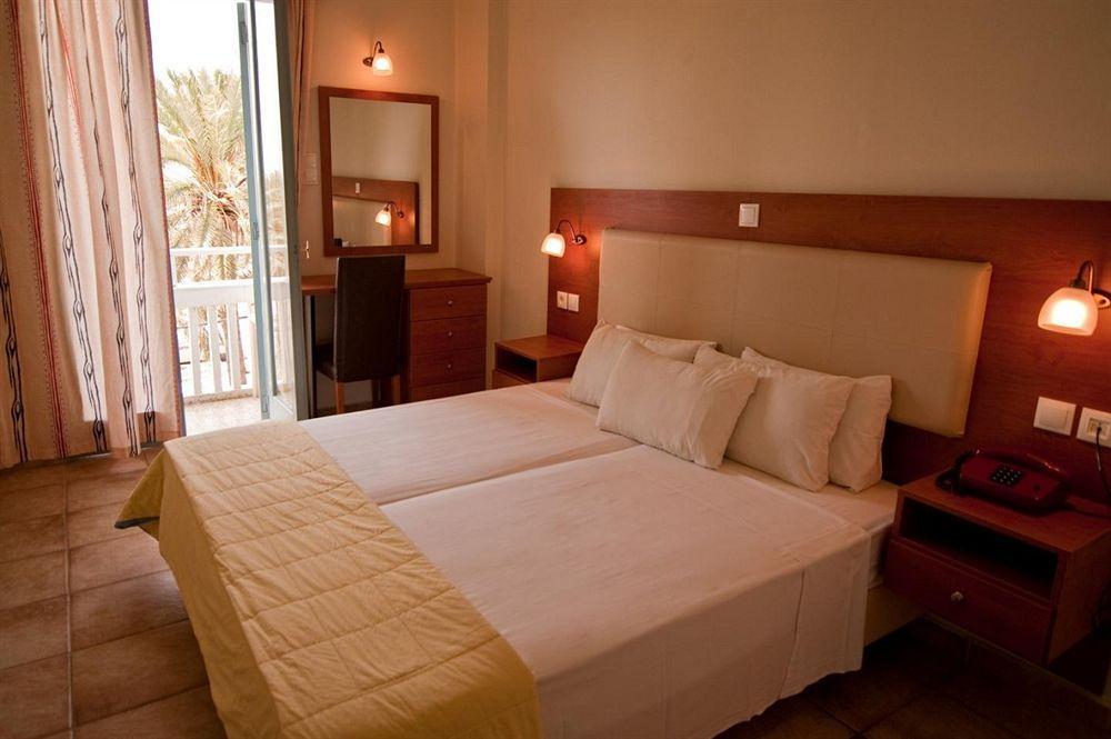 Achillion Hotel Rhodes City ภายนอก รูปภาพ